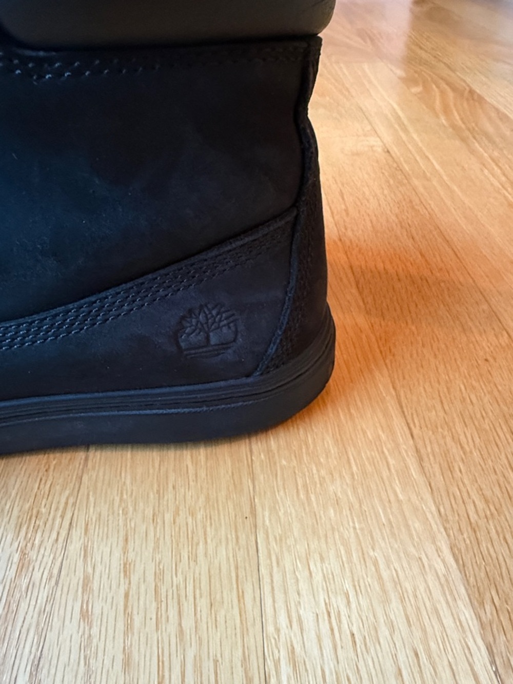 Timberland Women's Black Nubuck Lace-Up Boots - Picture 3 of 7